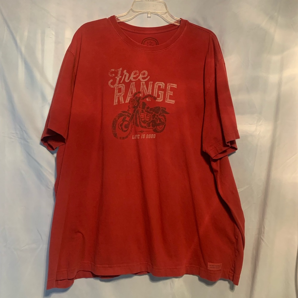 LAST CHANCE $5 Men’s Life Is Good T-shirt EUC